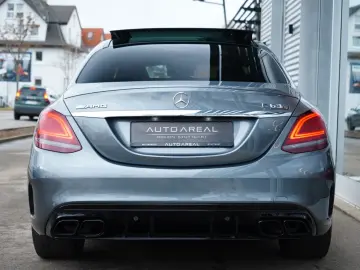 Mercedes-Benz C 63 AMG