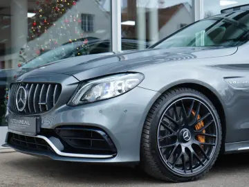 Mercedes-Benz C 63 AMG