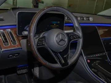 MERCEDES-BENZ S 450 e AMG-Sport Pano Burm HA-Lenkung TV Memo