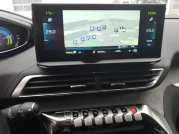 PEUGEOT 3008 GT Hybrid 225  LED Navi SHZ Kamera