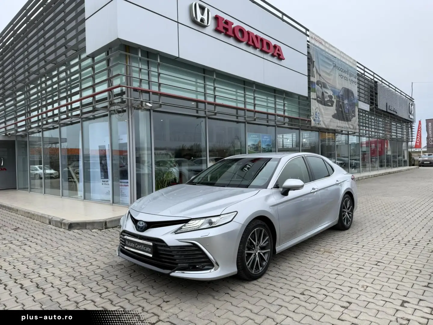 Toyota Camry Exclusive 2.5 HYBRID