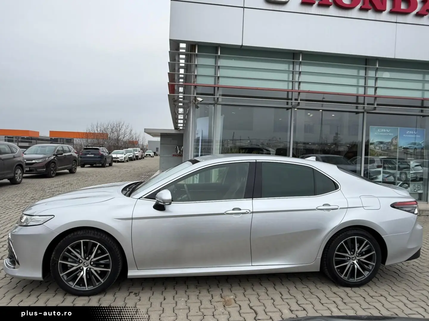 Toyota Camry Exclusive 2.5 HYBRID