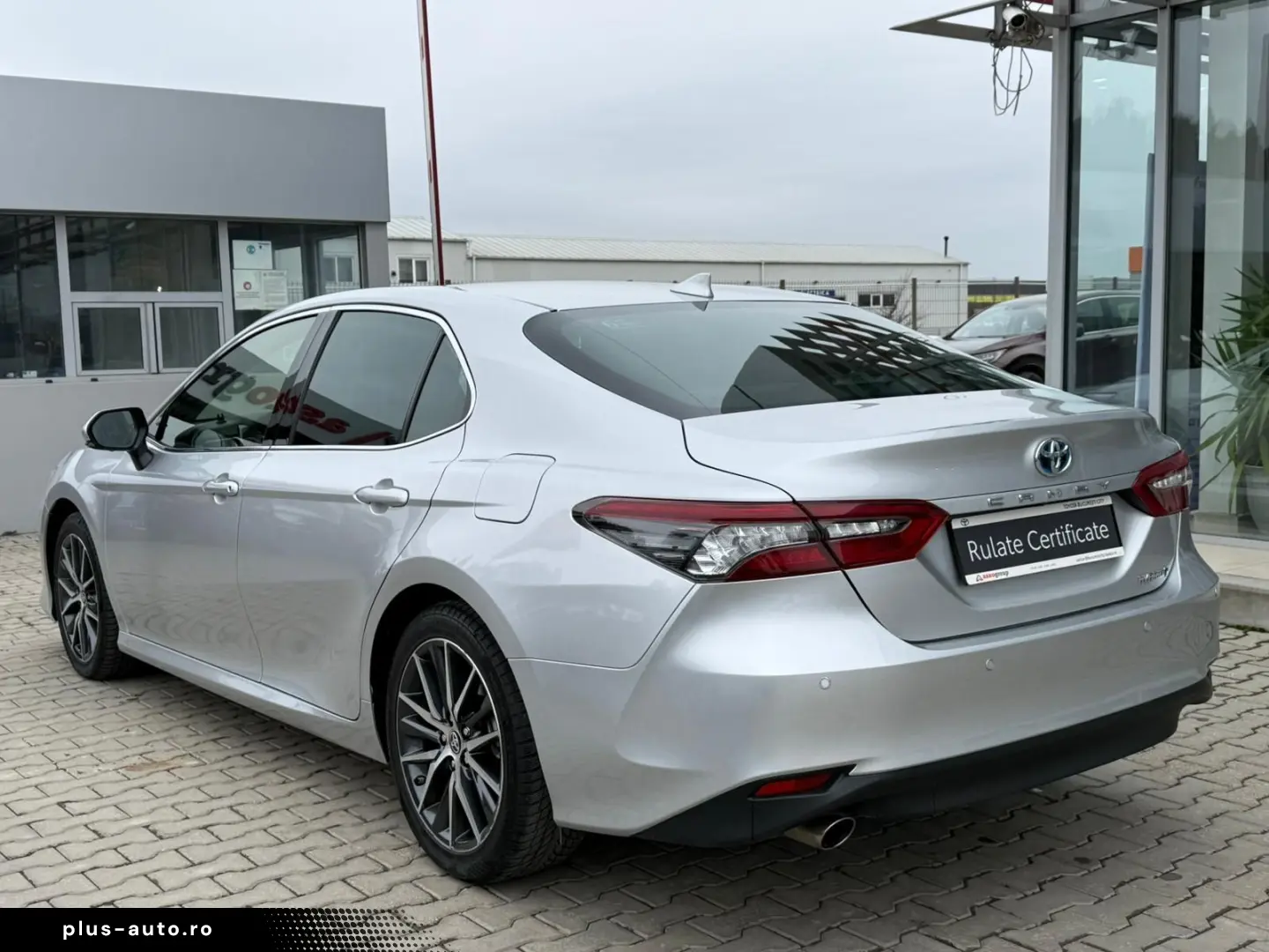 Toyota Camry Exclusive 2.5 HYBRID