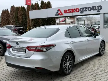 Toyota Camry Exclusive 2.5 HYBRID