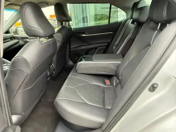 Toyota Camry Exclusive 2.5 HYBRID