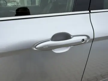 Toyota Camry Exclusive 2.5 HYBRID