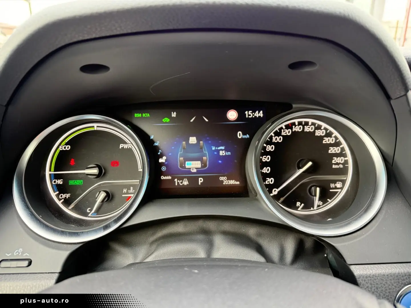 Toyota Camry Exclusive 2.5 HYBRID