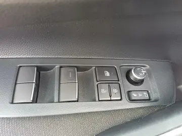 TOYOTA COROLLA 1.8 Hybrid Dynamic 140 CP