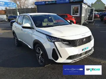 PEUGEOT 3008 Hybrid 225 (Plug-In) Allure Navi