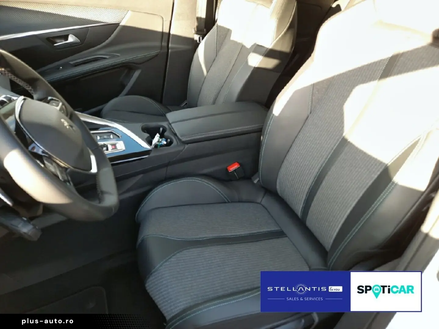 PEUGEOT 3008 Hybrid 225 (Plug-In) Allure Navi