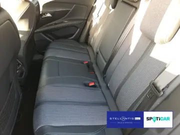 PEUGEOT 3008 Hybrid 225 (Plug-In) Allure Navi