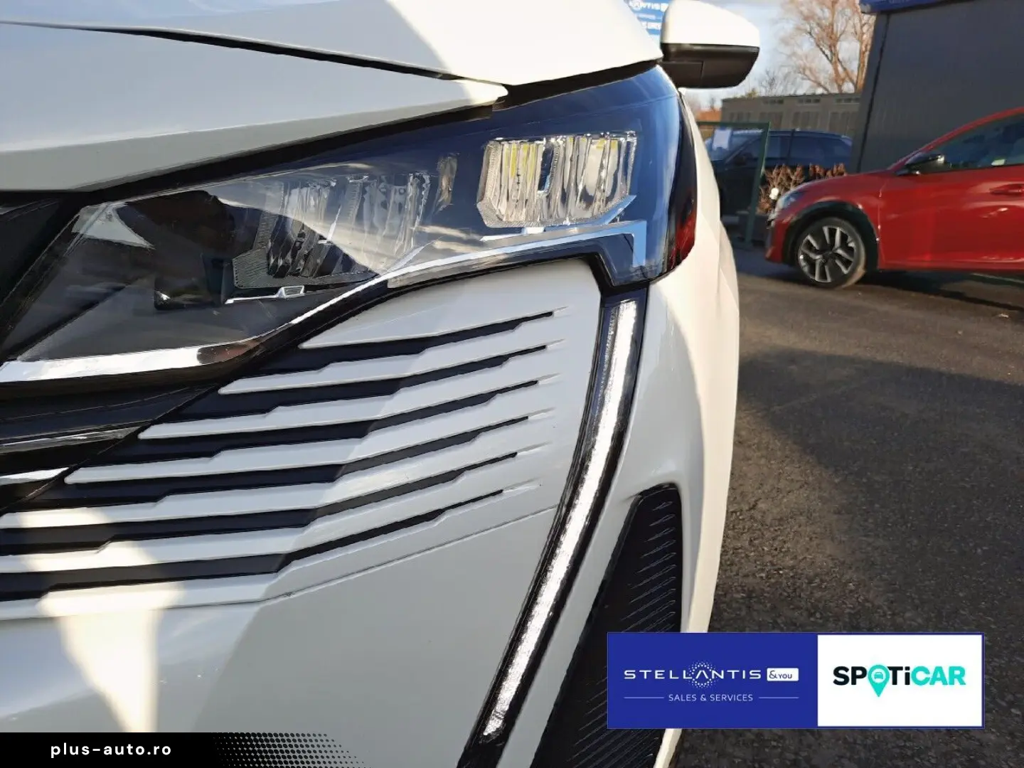 PEUGEOT 3008 Hybrid 225 (Plug-In) Allure Navi