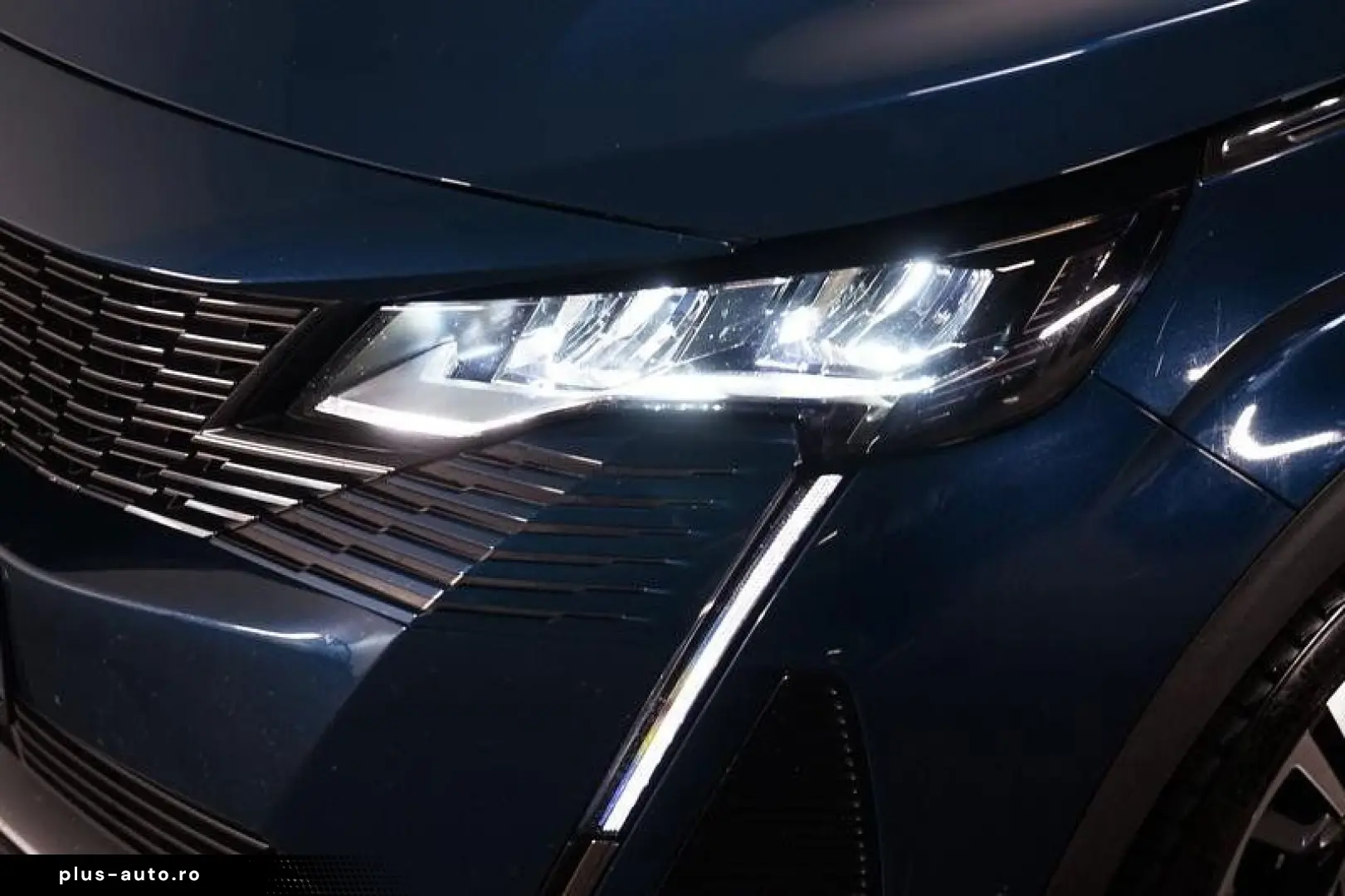 PEUGEOT 3008 1.6 PHEV 300 Allure Hybrid4 RFK LED Virtual