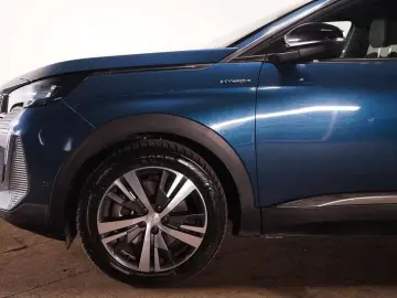 PEUGEOT 3008 1.6 PHEV 300 Allure Hybrid4 RFK LED Virtual