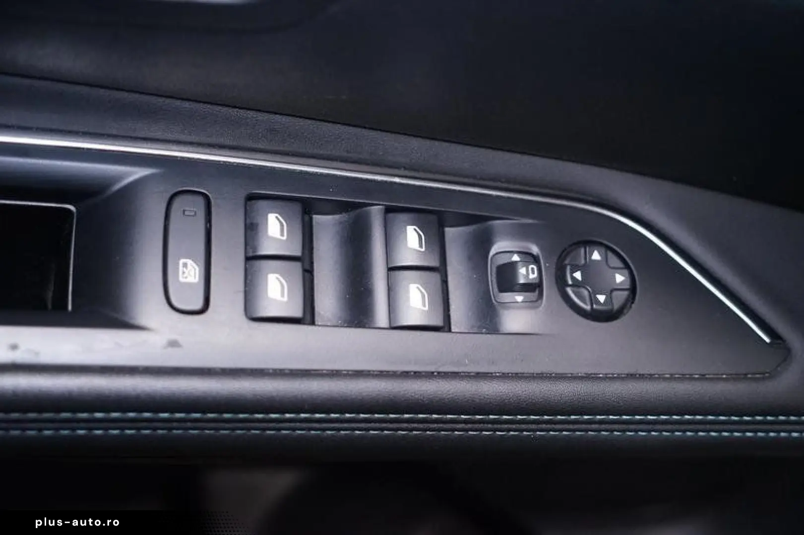 PEUGEOT 3008 1.6 PHEV 300 Allure Hybrid4 RFK LED Virtual