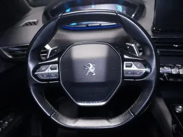 PEUGEOT 3008 1.6 PHEV 300 Allure Hybrid4 RFK LED Virtual