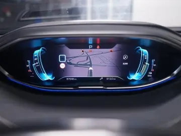 PEUGEOT 3008 1.6 PHEV 300 Allure Hybrid4 RFK LED Virtual