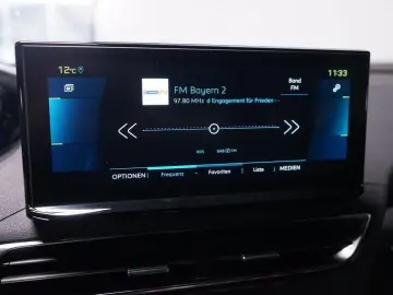 PEUGEOT 3008 1.6 PHEV 300 Allure Hybrid4 RFK LED Virtual