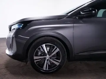 PEUGEOT 3008 1.6 PHEV 300 Allure Hybrid4 RFK LED Virtual