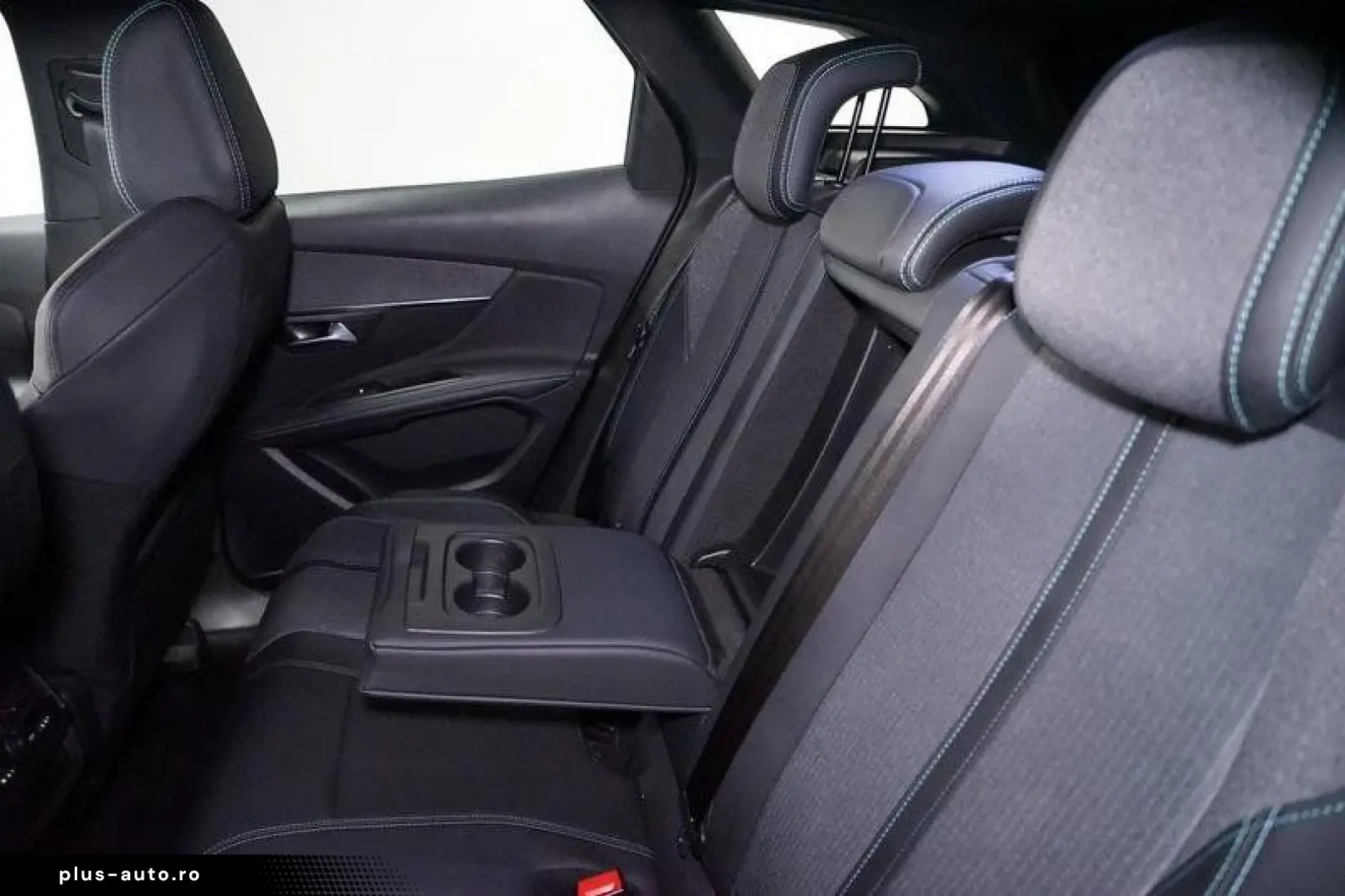 PEUGEOT 3008 1.6 PHEV 300 Allure Hybrid4 RFK LED Virtual