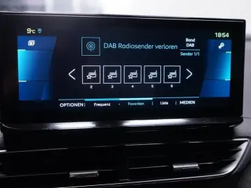 PEUGEOT 3008 1.6 PHEV 300 Allure Hybrid4 RFK LED Virtual