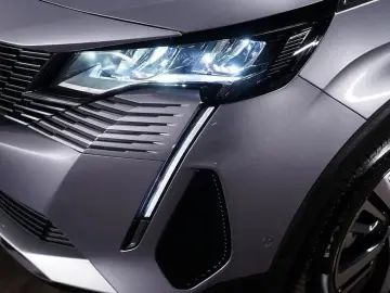 PEUGEOT 3008 1.6 PHEV 300 Allure Hybrid4 RFK LED Virtual