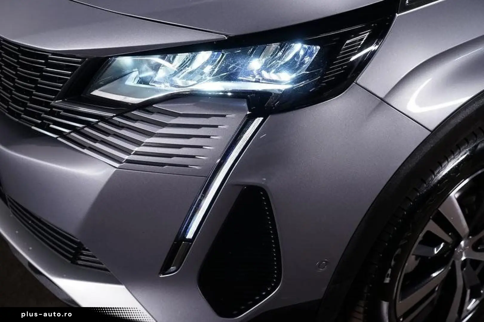 PEUGEOT 3008 1.6 PHEV 300 Allure Hybrid4 RFK LED Virtual