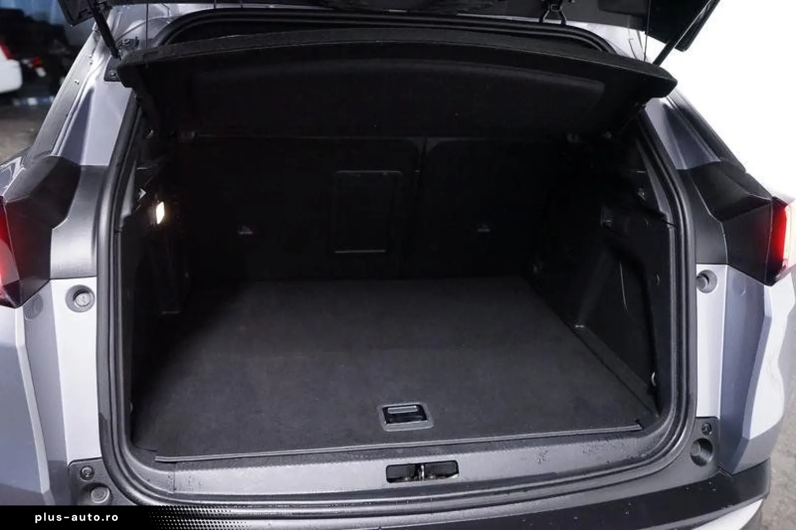 PEUGEOT 3008 1.6 PHEV 300 Allure Hybrid4 RFK LED Virtual