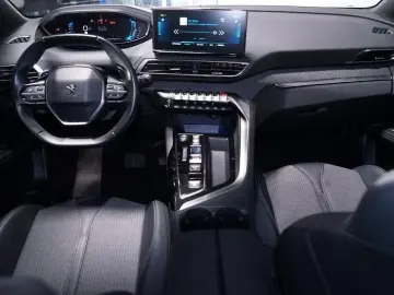 PEUGEOT 3008 1.6 PHEV 300 Allure Hybrid4 RFK LED Virtual