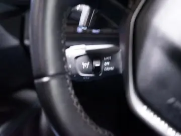 PEUGEOT 3008 1.6 PHEV 300 Allure Hybrid4 RFK LED Virtual