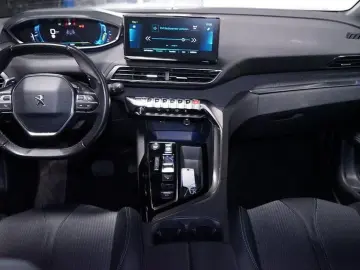 PEUGEOT 3008 1.6 PHEV 300 Allure Hybrid4 LED Virtual