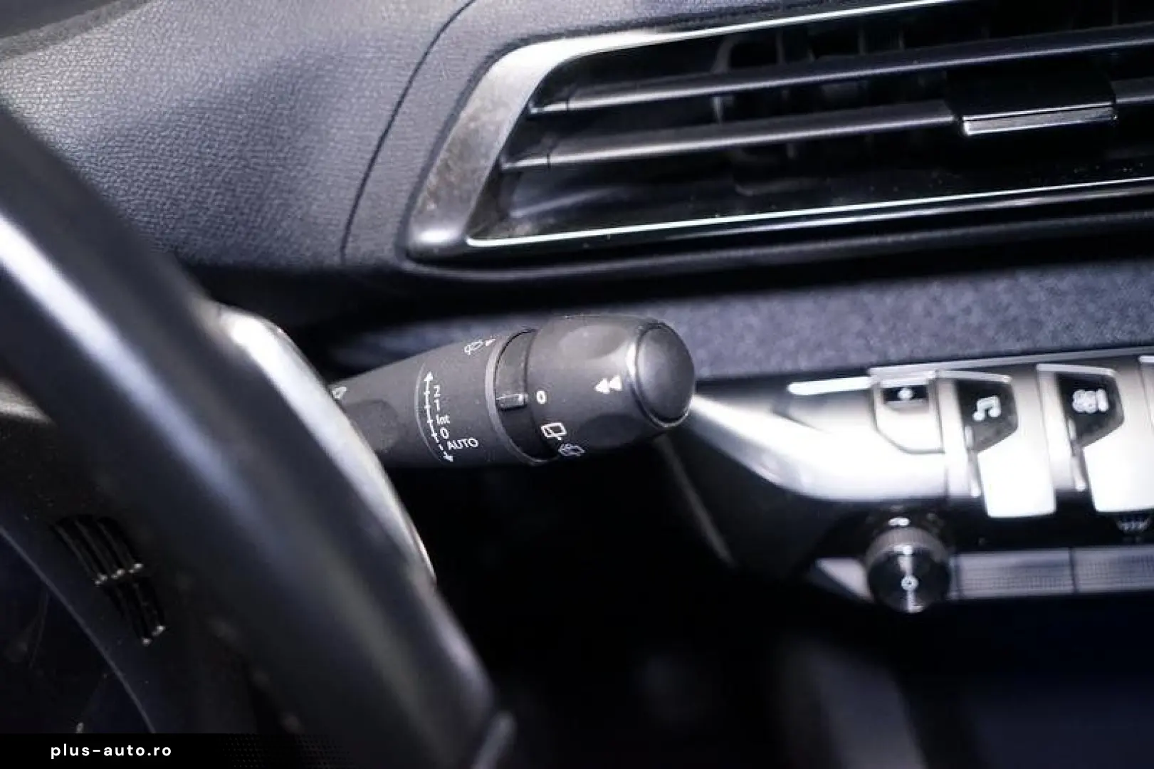 PEUGEOT 3008 1.6 PHEV 300 Allure Hybrid4 LED Virtual