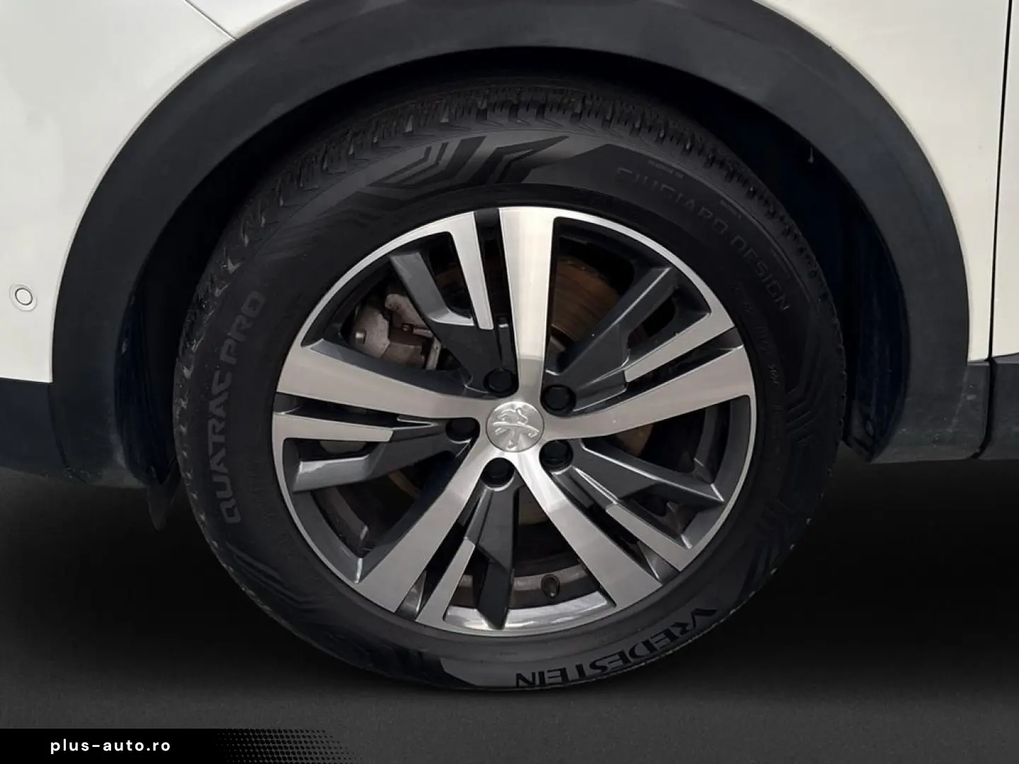 PEUGEOT 3008 Allure Pack Hybrid 225