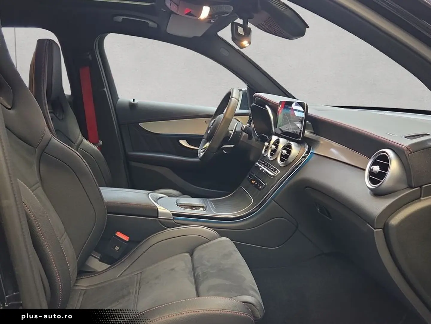 MERCEDES-BENZ GLC 43 AMG Coupe 4M Abgas Perf.Sitze HuD AHK