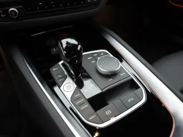 BMW Z4 40i NAVI HUD H K LED KAMERA LEDER KEYLESS