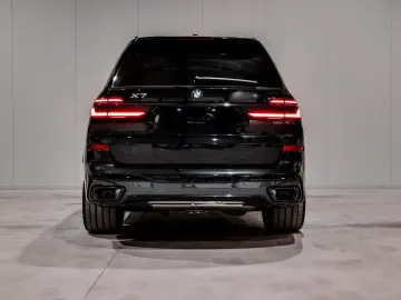 BMW X7 M60 ixDrive