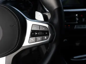 BMW Z4 40i LED HUD ACC NAVI KAMERA LEDER KEYLESS