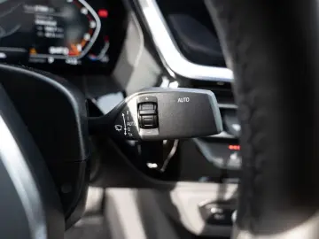 BMW Z4 40i LED HUD ACC NAVI KAMERA LEDER KEYLESS