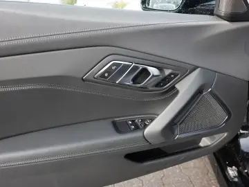 BMW Z4 40i LED HUD ACC NAVI KAMERA LEDER KEYLESS