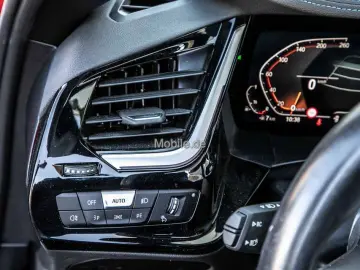 BMW Z4 sDrive30i M Sportpaket RKam Navi LED 19  HiFi