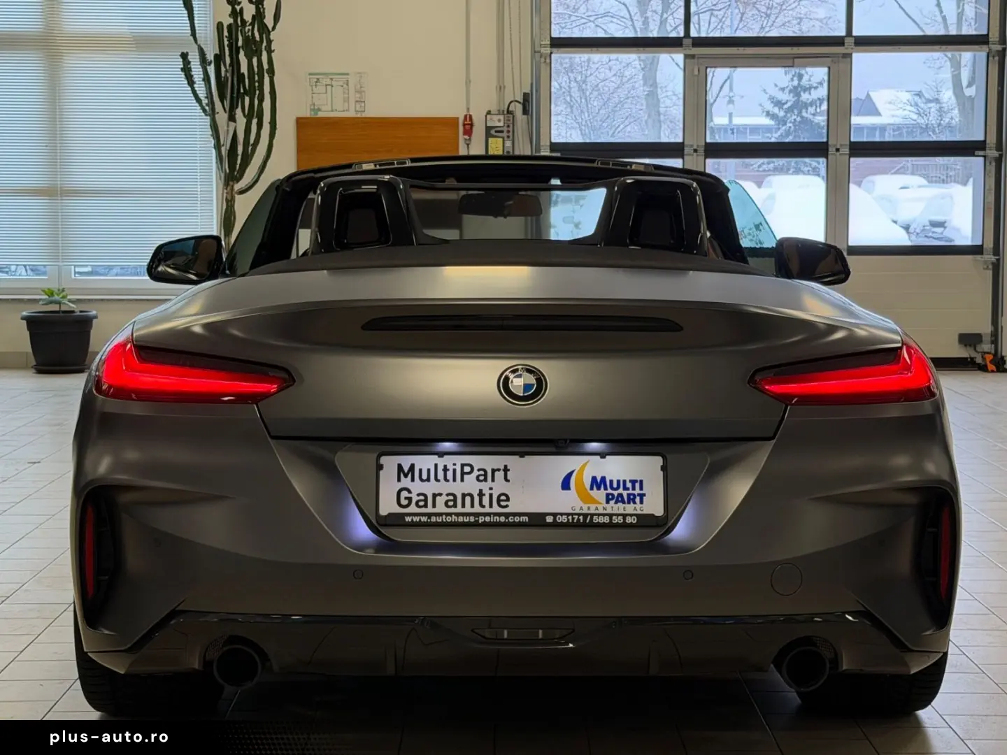 BMW Z4sDriv20i Aut LCPPro ParkAs KomfZg Matt M-Sport