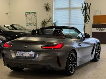 BMW Z4sDriv20i Aut LCPPro ParkAs KomfZg Matt M-Sport