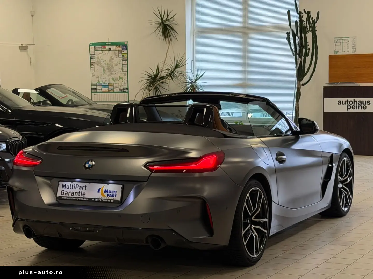 BMW Z4sDriv20i Aut LCPPro ParkAs KomfZg Matt M-Sport