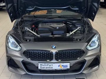 BMW Z4sDriv20i Aut LCPPro ParkAs KomfZg Matt M-Sport