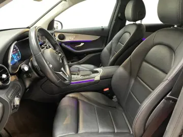 MERCEDES-BENZ GLC 300e 4m MBUX Night Wide 360 Cam LED AUT