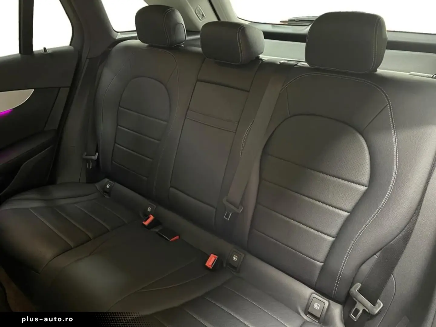 MERCEDES-BENZ GLC 300e 4m MBUX Night Wide 360 Cam LED AUT