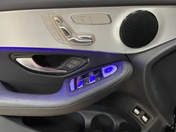 MERCEDES-BENZ GLC 300e 4m MBUX Night Wide 360 Cam LED AUT