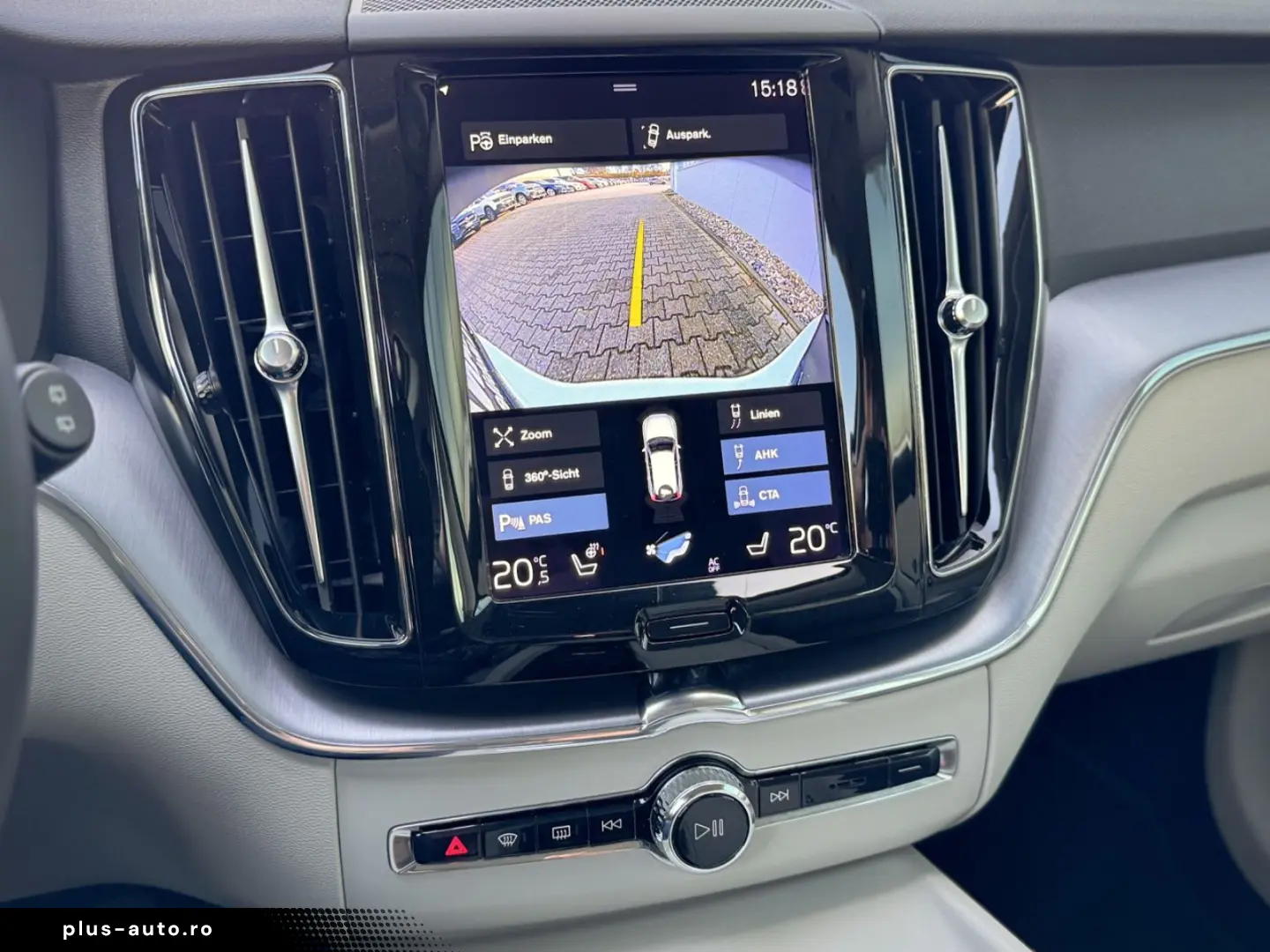 VOLVO XC60 2.0B5 B AWD Momentum Pro  ASSIST AHK LED