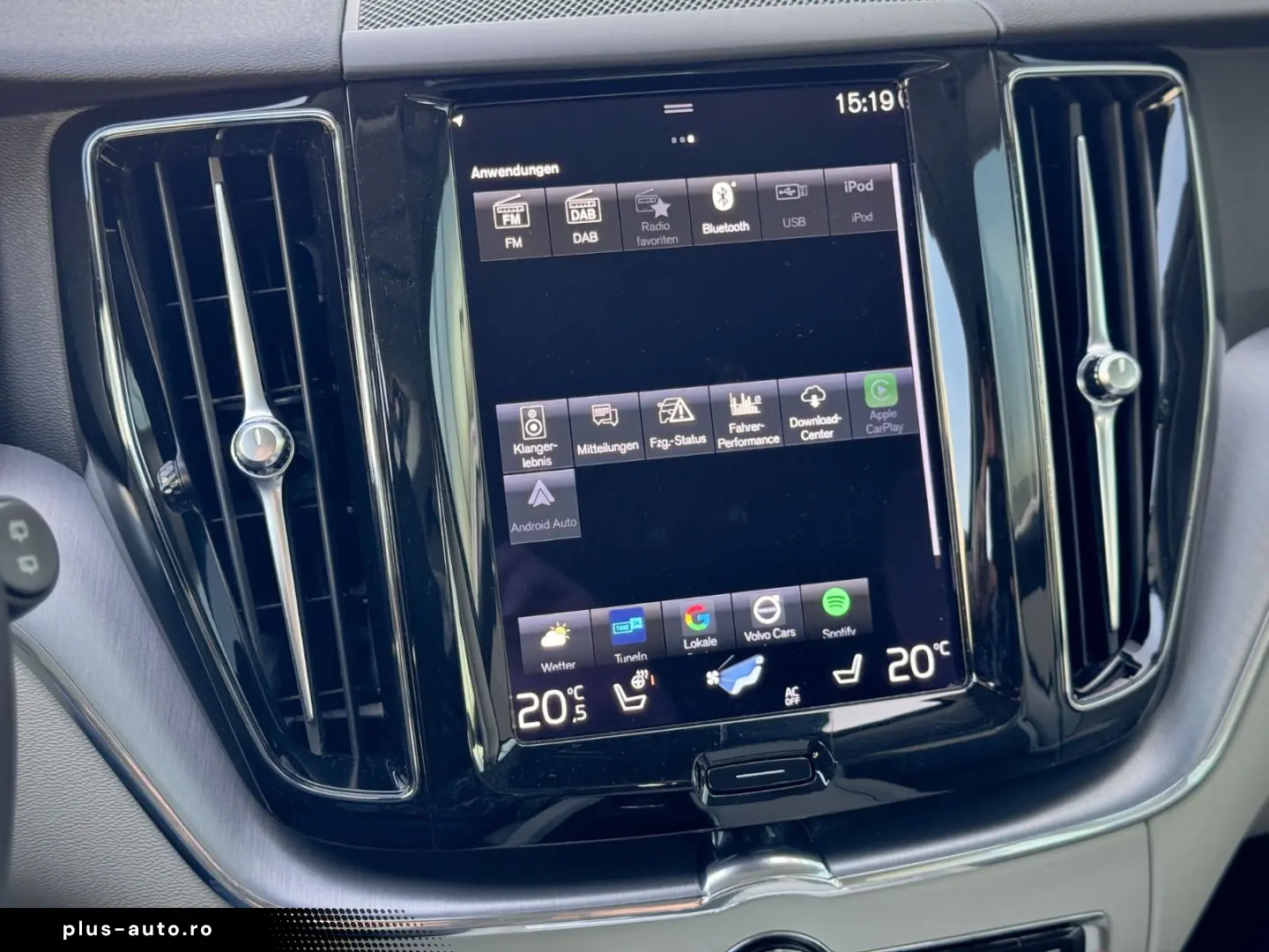 VOLVO XC60 2.0B5 B AWD Momentum Pro  ASSIST AHK LED