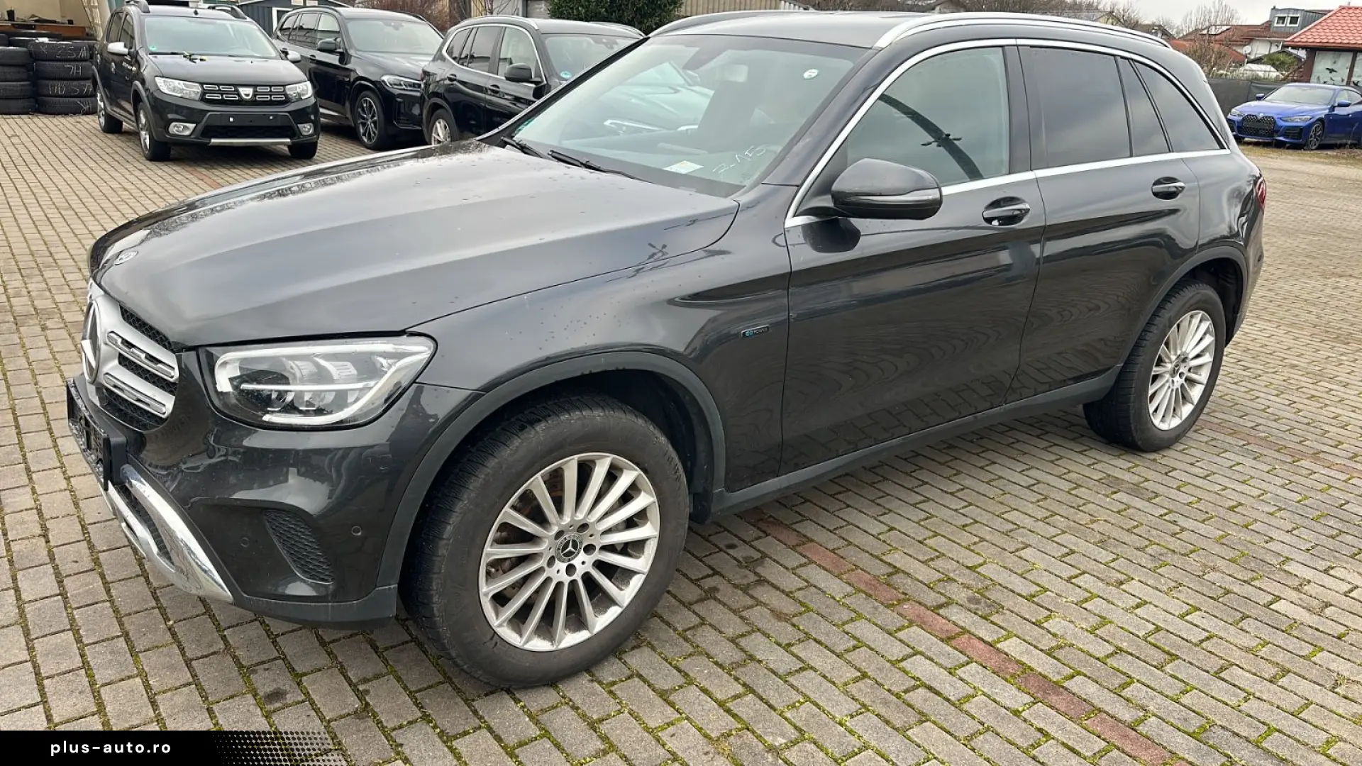 MERCEDES-BENZ GLC 300 e 4M Virtual 19  Burmester